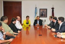 Teatro Cubo: Ahora el intendente anuncia una “nueva” licitación para la construcción del teatro municipal